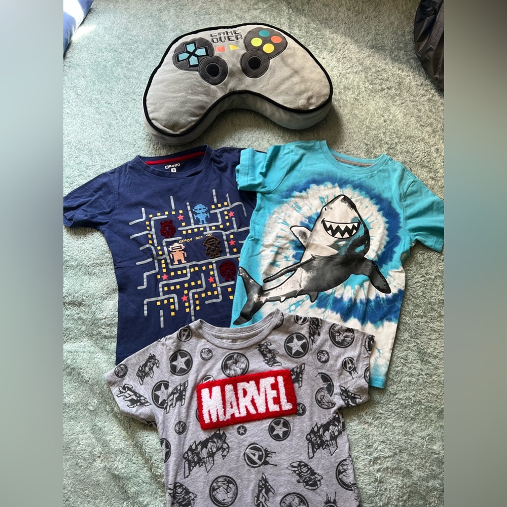 Boys lot size 8